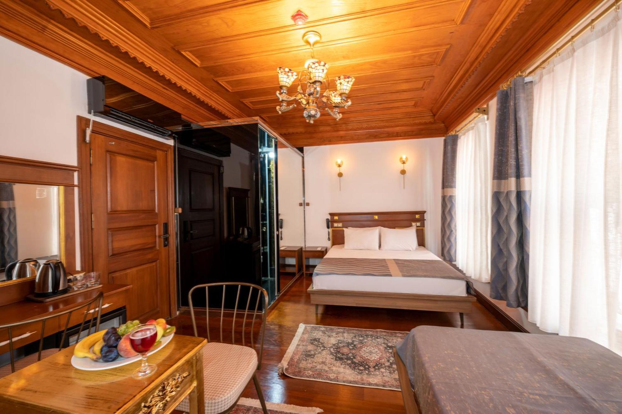 Hotel Valeria Antique 1892 à Istambul Extérieur photo