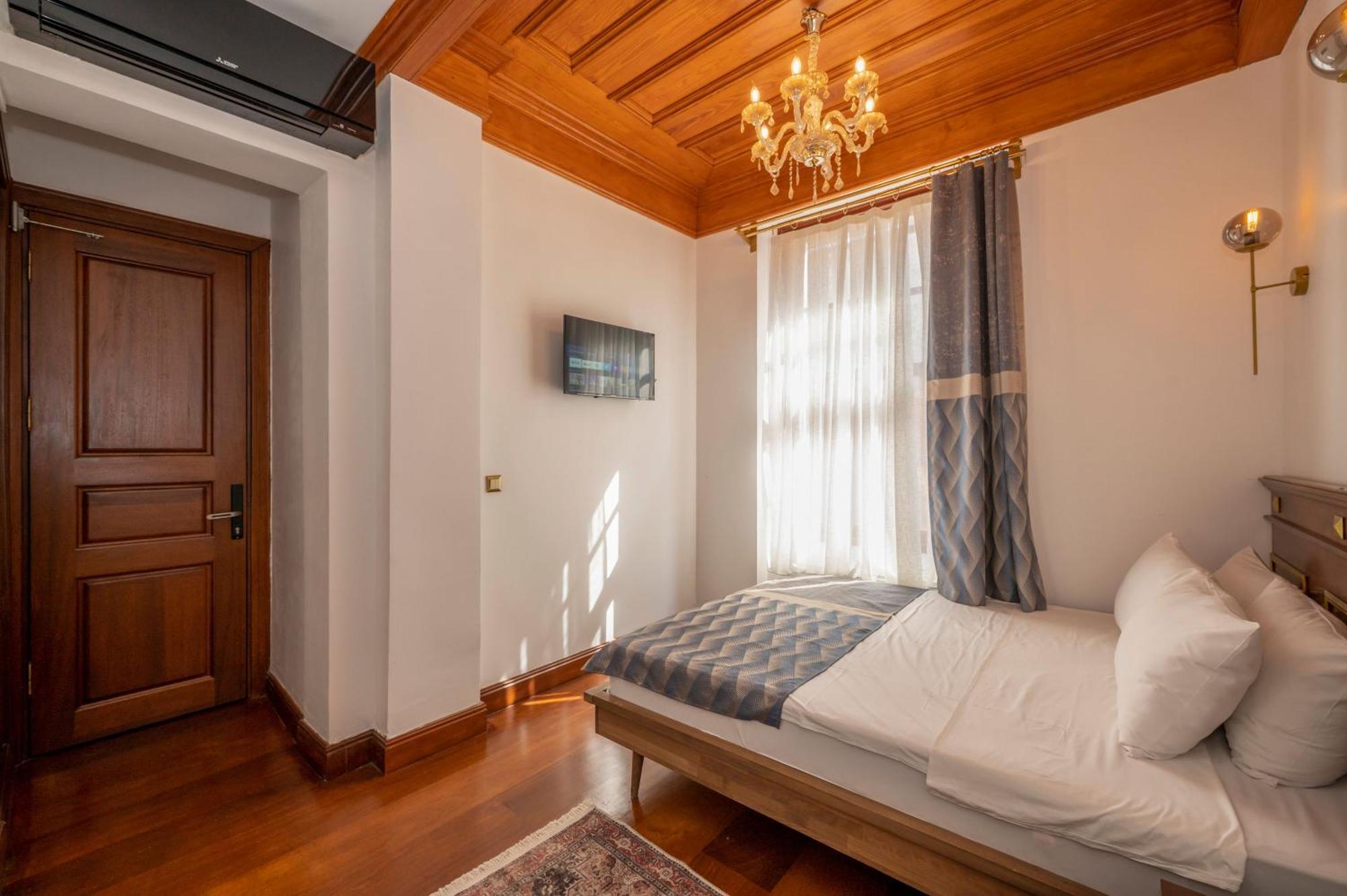 Hotel Valeria Antique 1892 à Istambul Extérieur photo